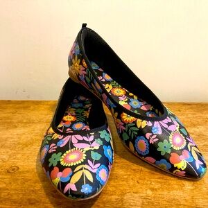 Boden Almond Toe Ballerina Flats, Floral, Size 41 (9.5)